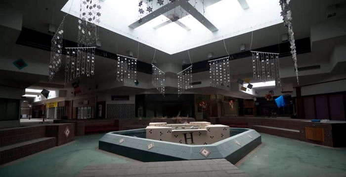 Hampton Towne Centre (Hampton Square Mall) - 2017 Screen Cap From Dan Bell On Youtube (newer photo)